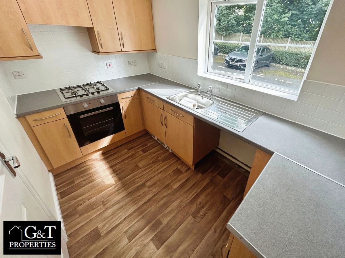 Flat Wycherley Way in Sandwell