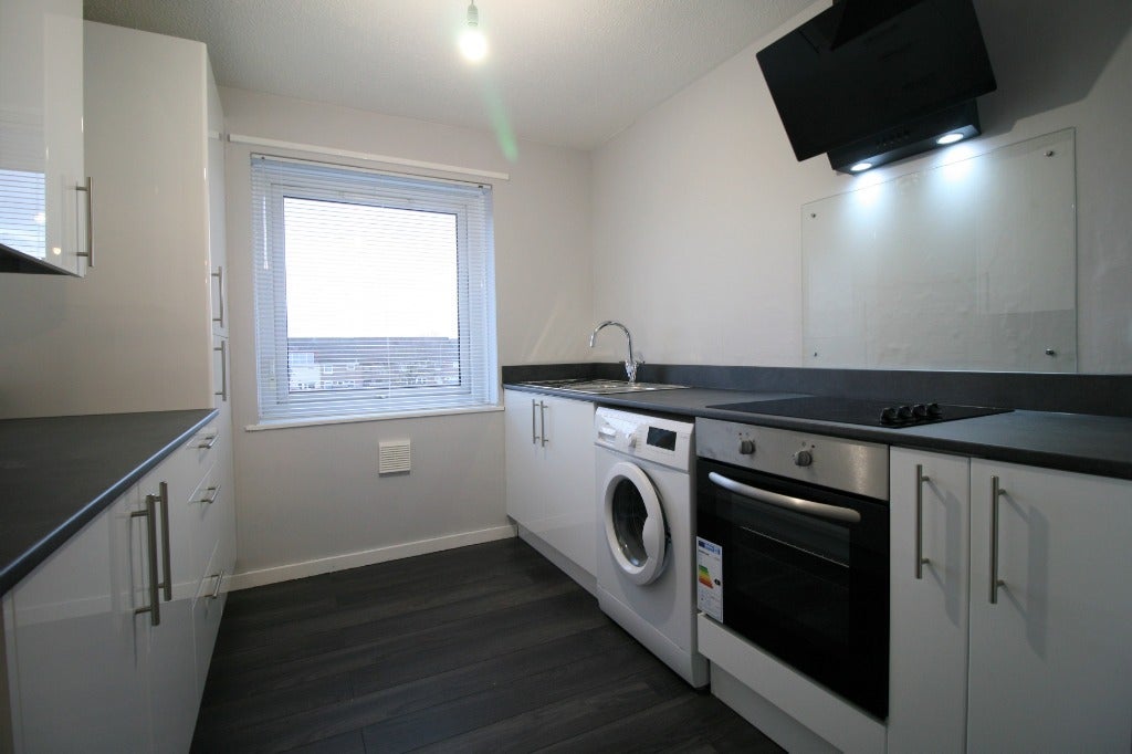Flat Stirling Road in Glasgow