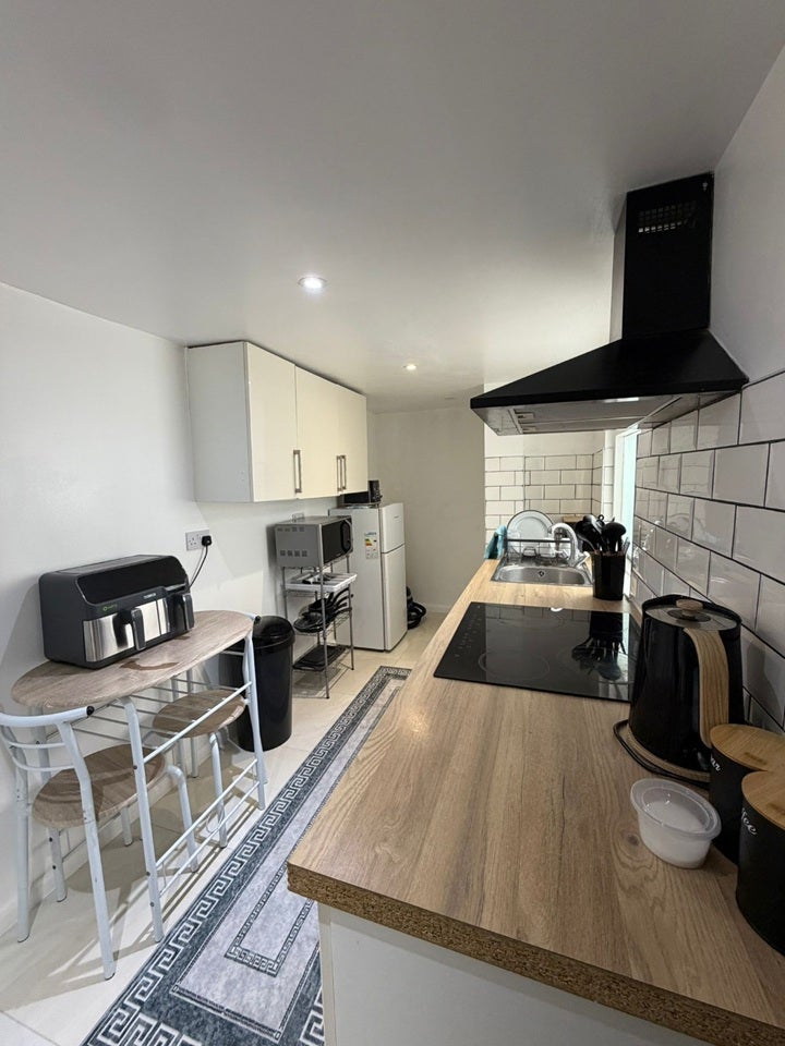 Flat Beam Way in Greater London