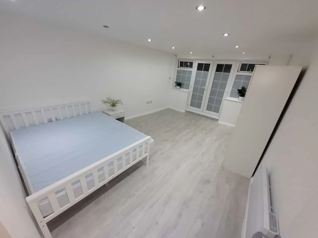 Flat Beam Way in Greater London