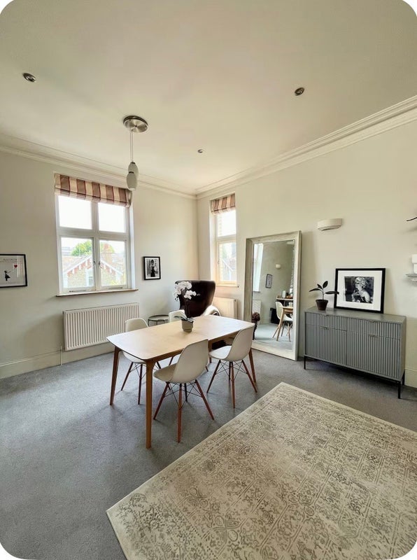 Room Fernshaw Road in Greater London