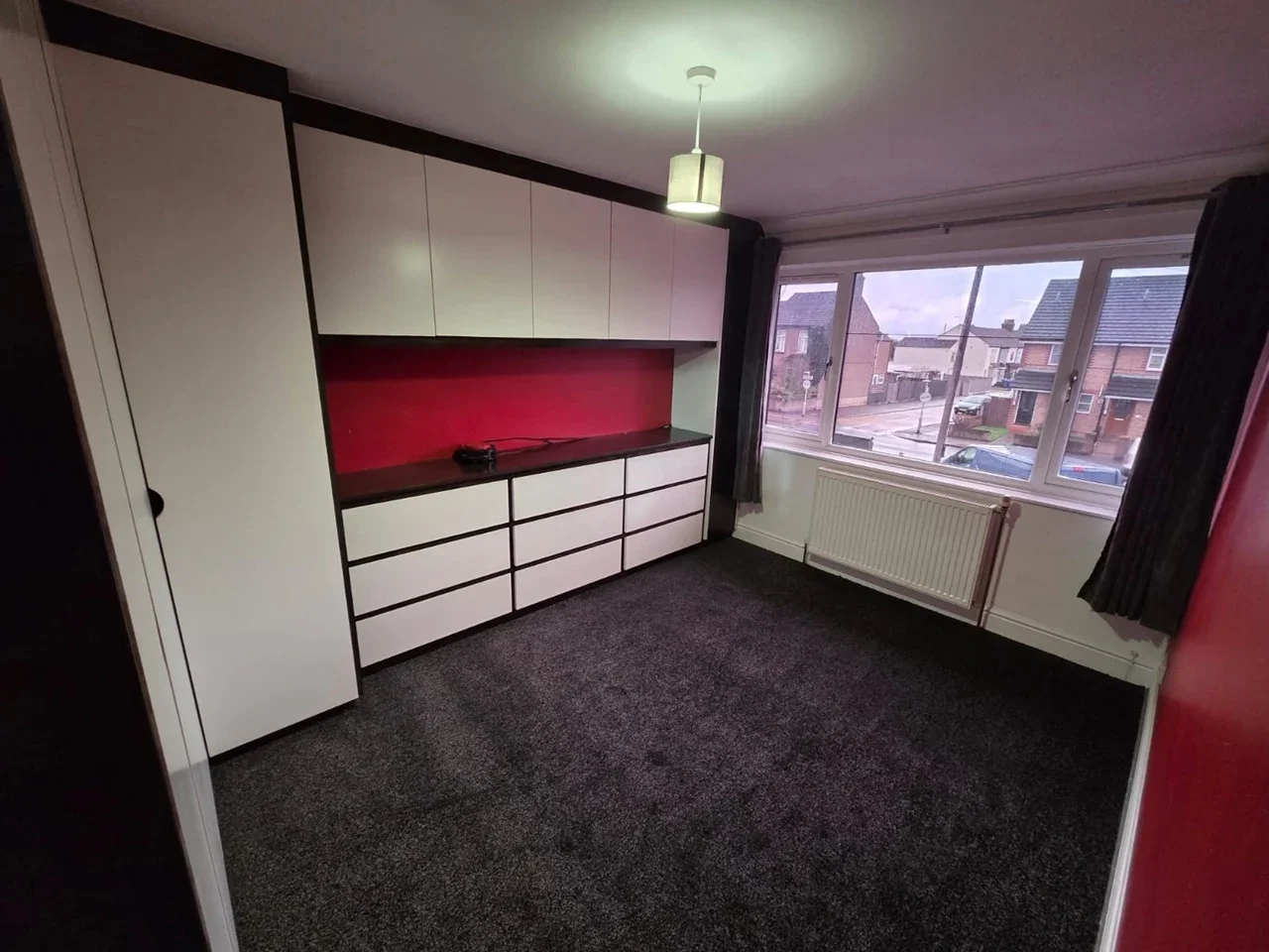Room London Road in Grays