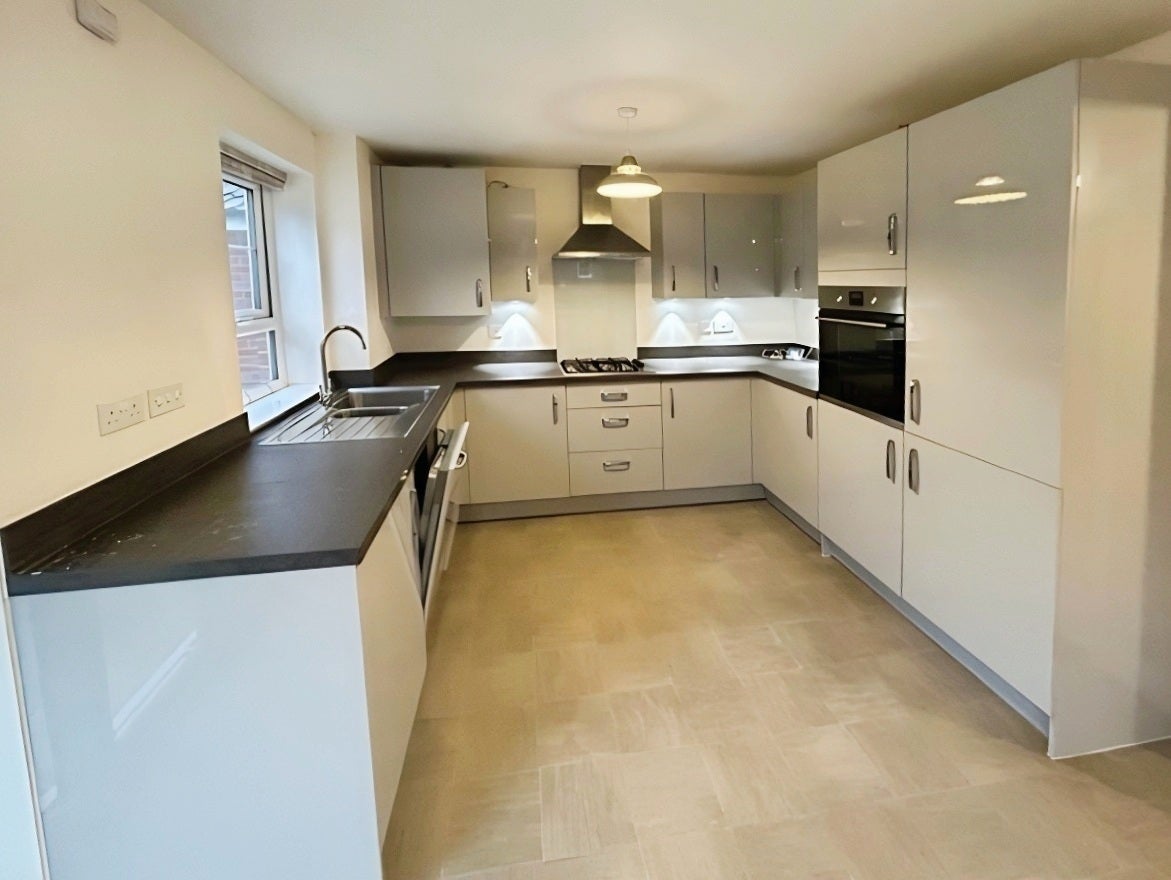 House Worcester Gardens in South Kesteven