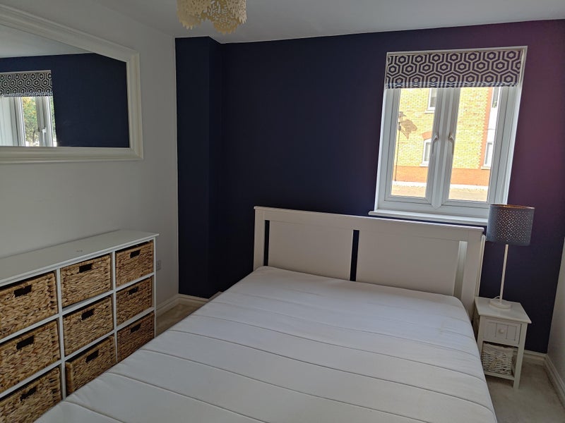 Room Pageant Crescent in Greater London