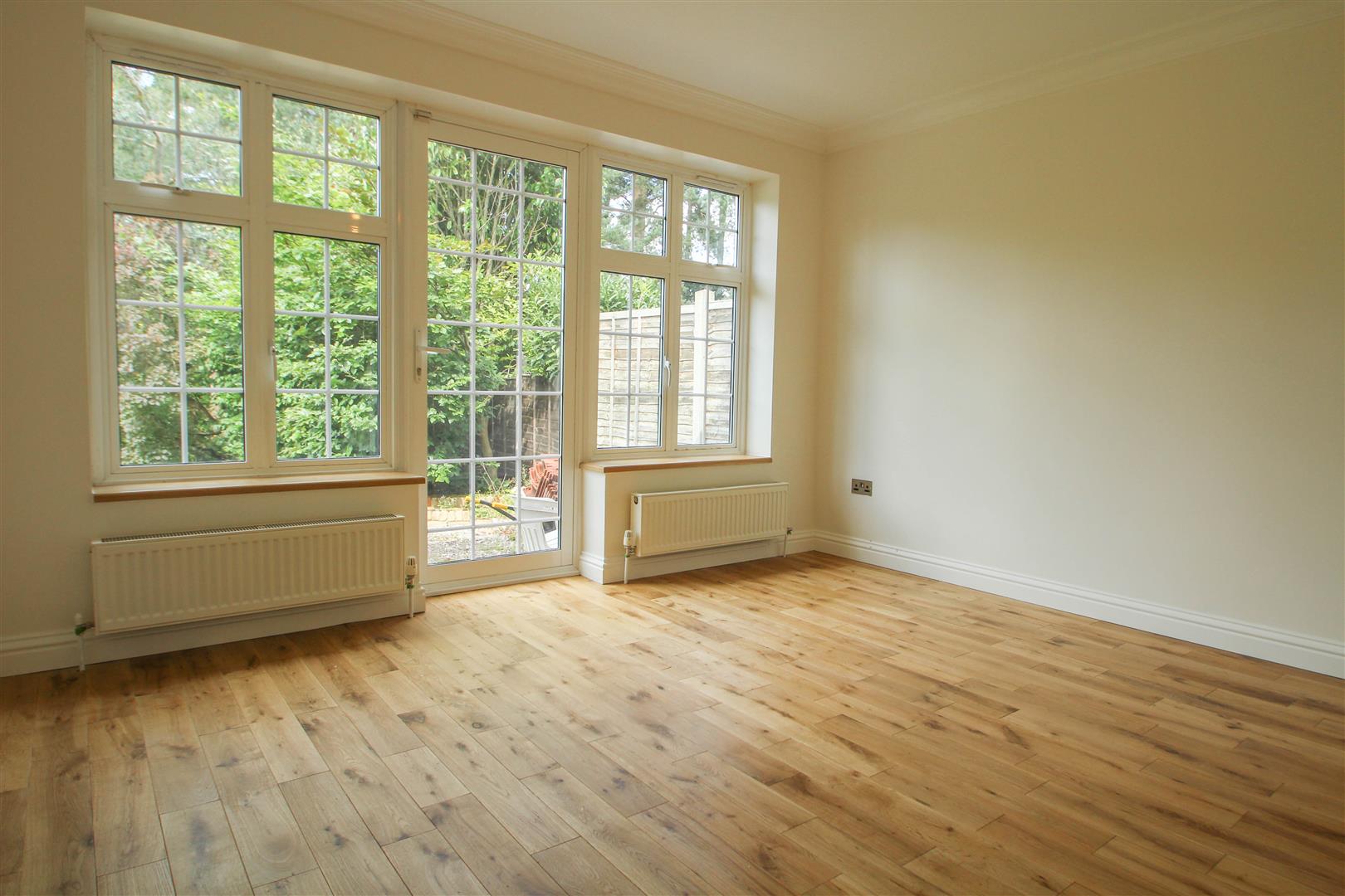 House Springfield Road in Surrey Heath