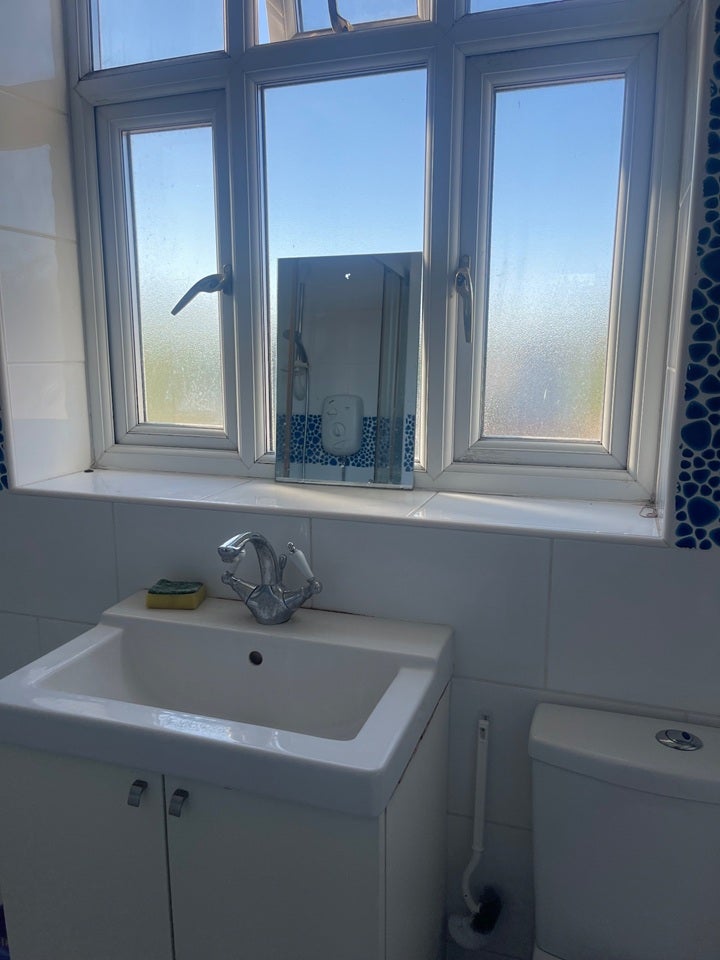 Room Fowey Avenue in Greater London