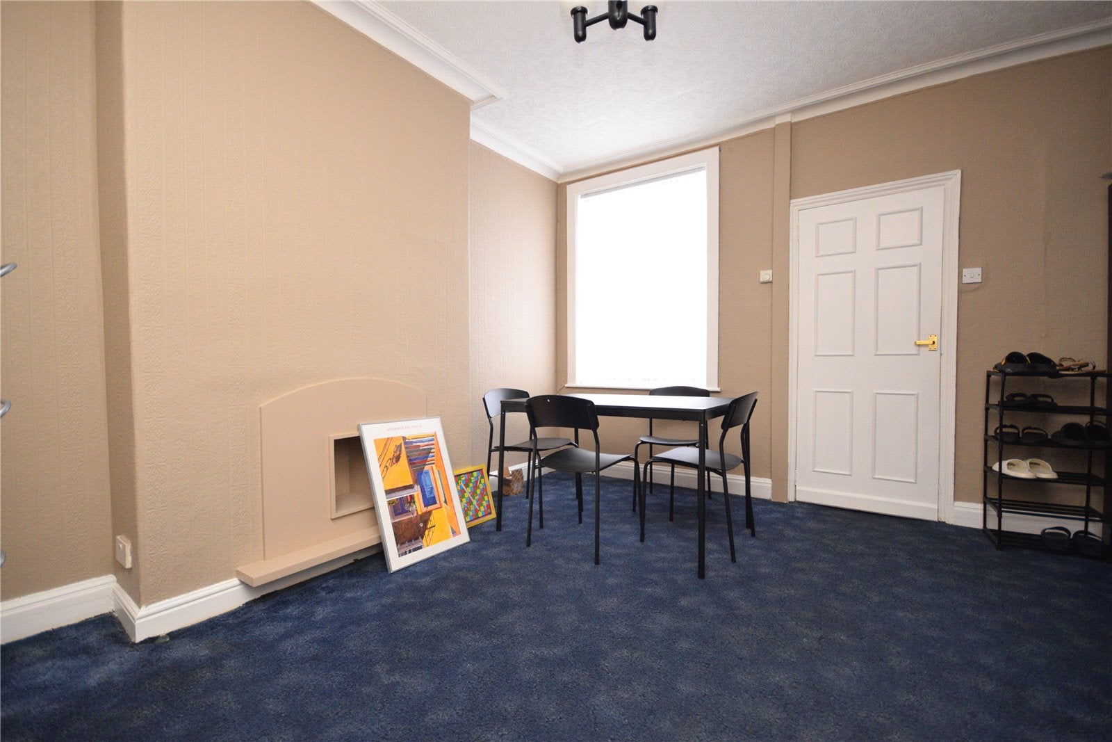 House Cross Flatts Row in Leeds