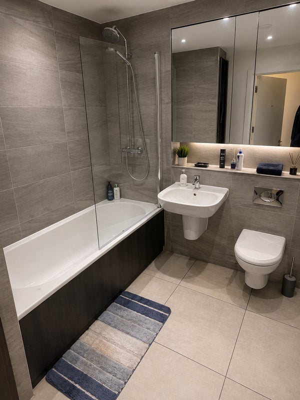 Room Waterview Lane in Salford
