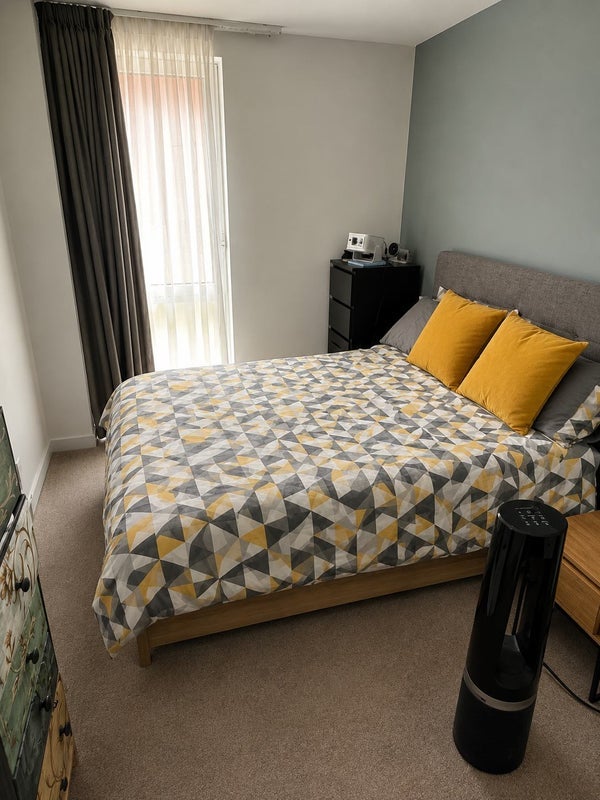 Room Waterview Lane in Salford