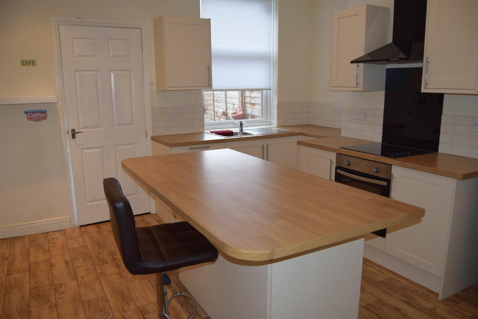 House Briar Grove in Wakefield