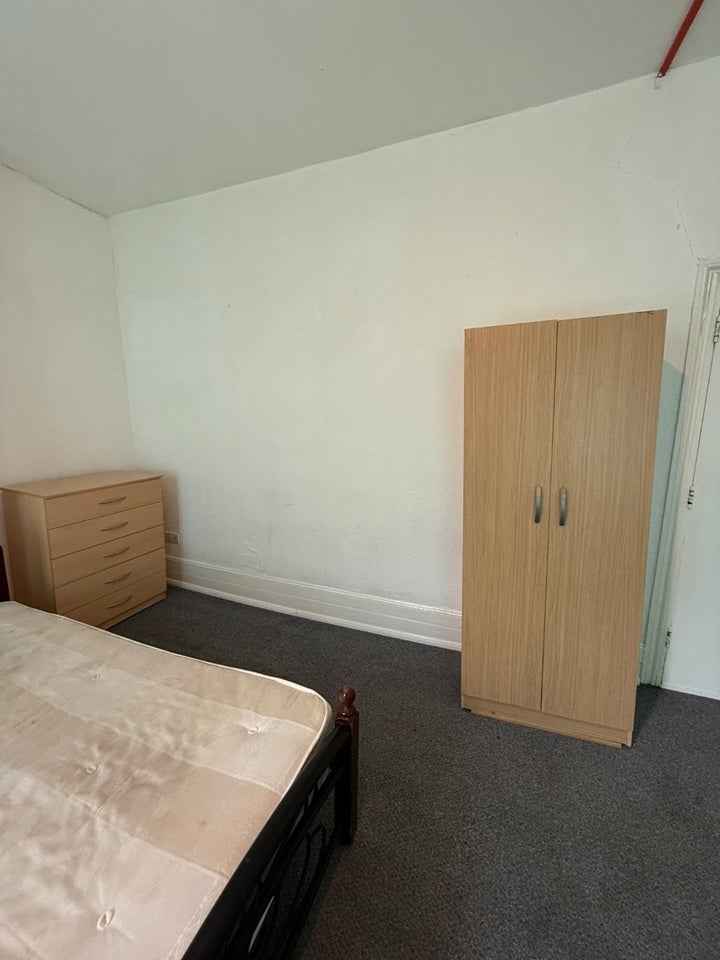 Room Portland Road in Greater London