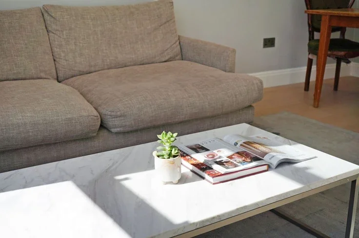 Flat Clanricarde Gardens in Greater London