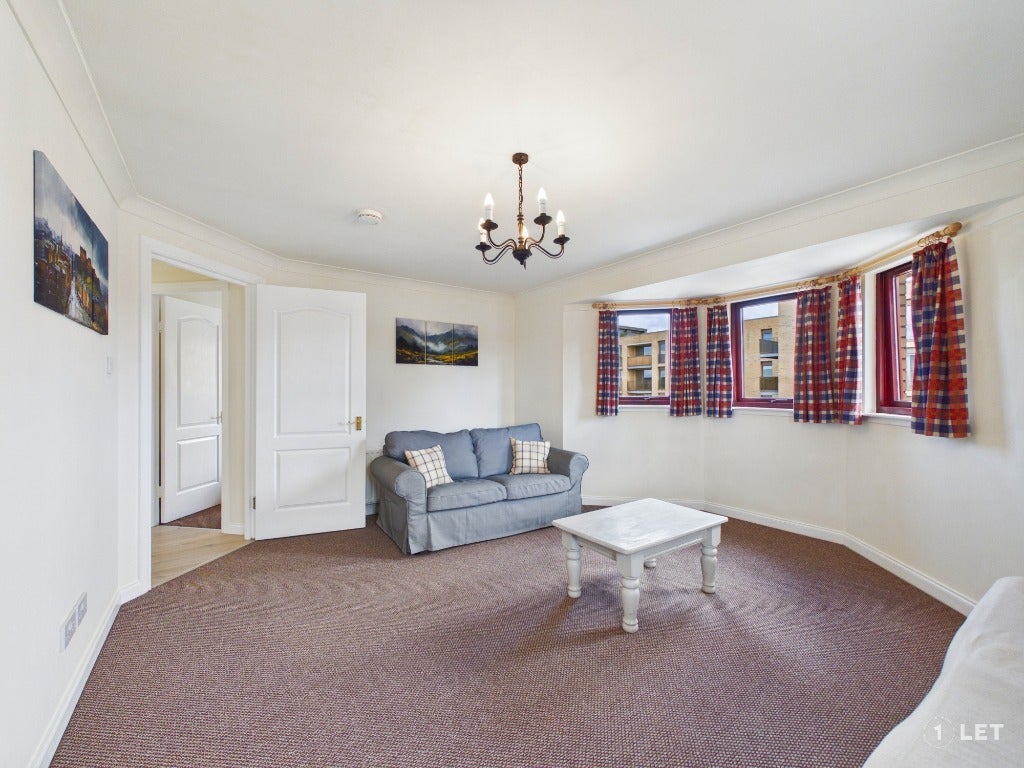 Flat Gylemuir Road in City of Edinburgh