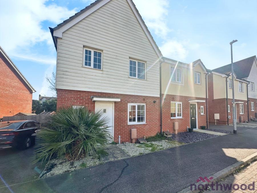 House Heron Way in Harwich
