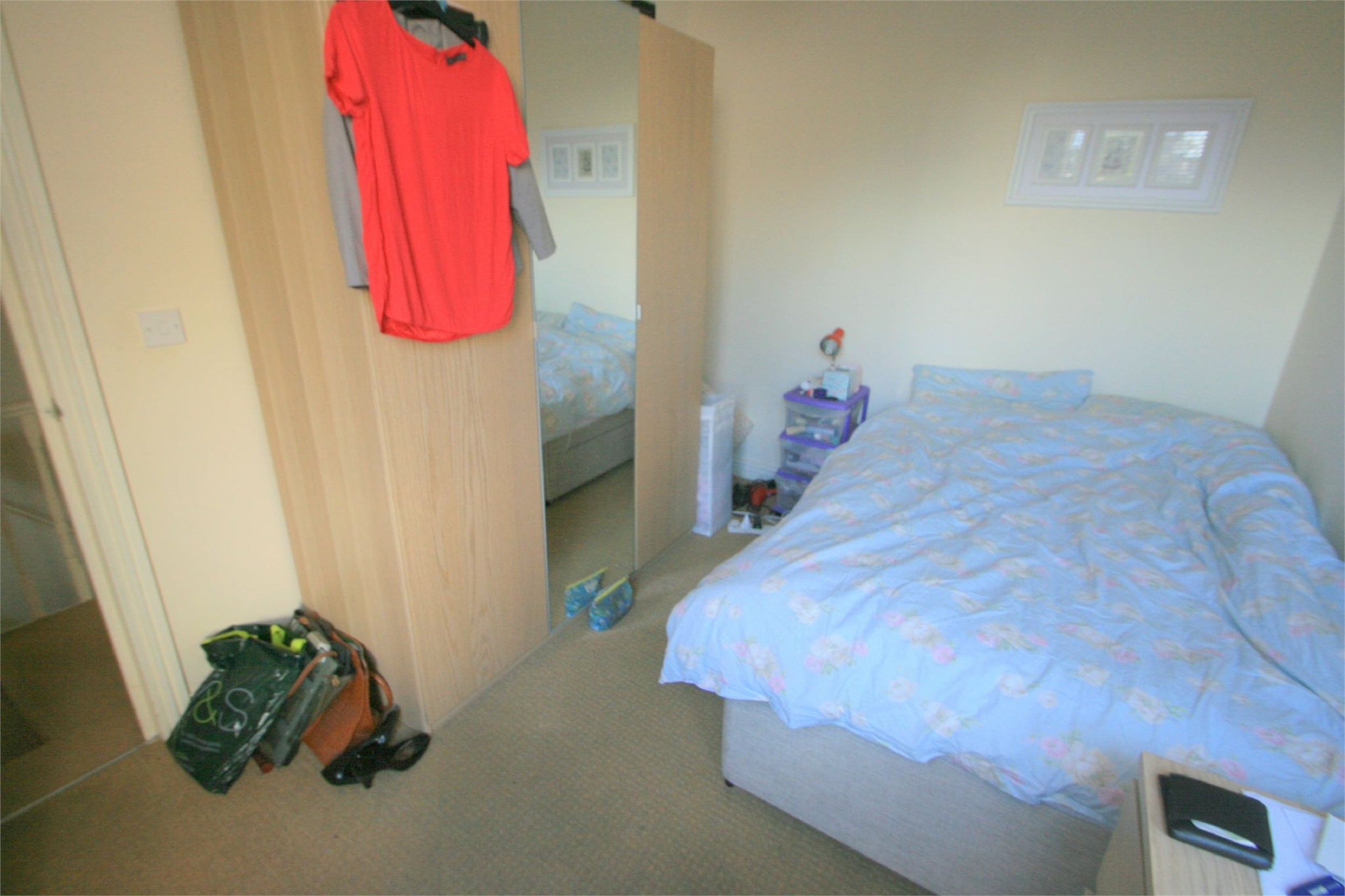 Flat Raleigh Road in Bristol
