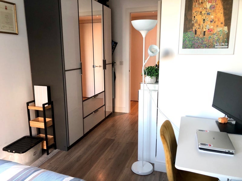Room Juniper Drive in Greater London