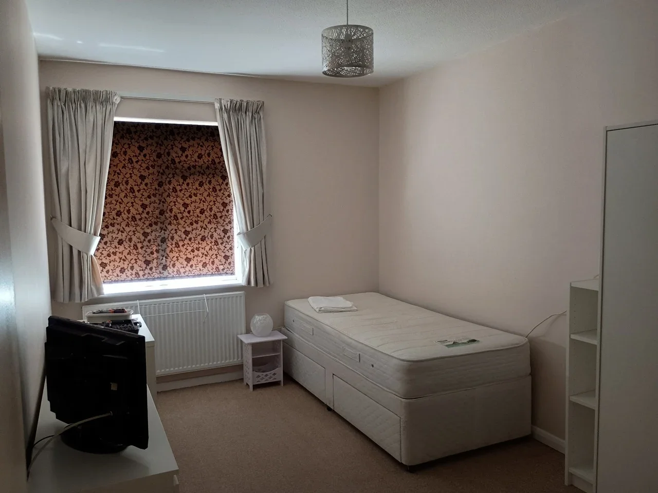 Room Queensway in Dacorum