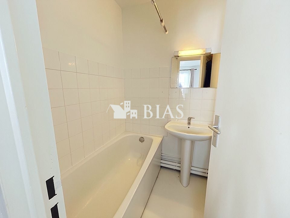 Flat Impasse Beauvoisine in Rouen