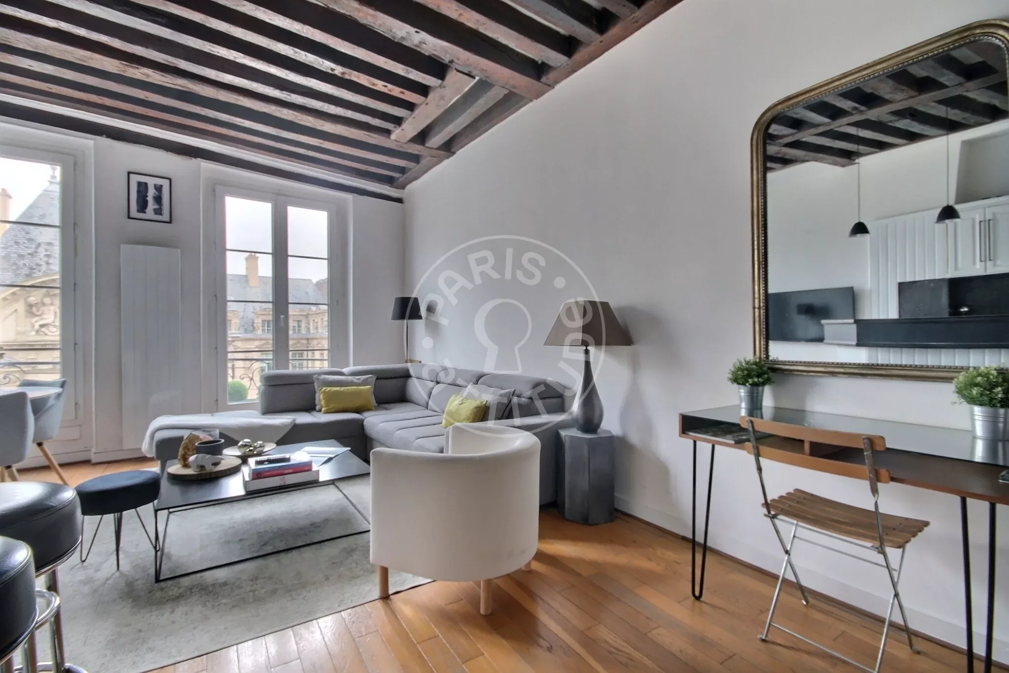 Appartement Rue Saint-Antoine à Paris