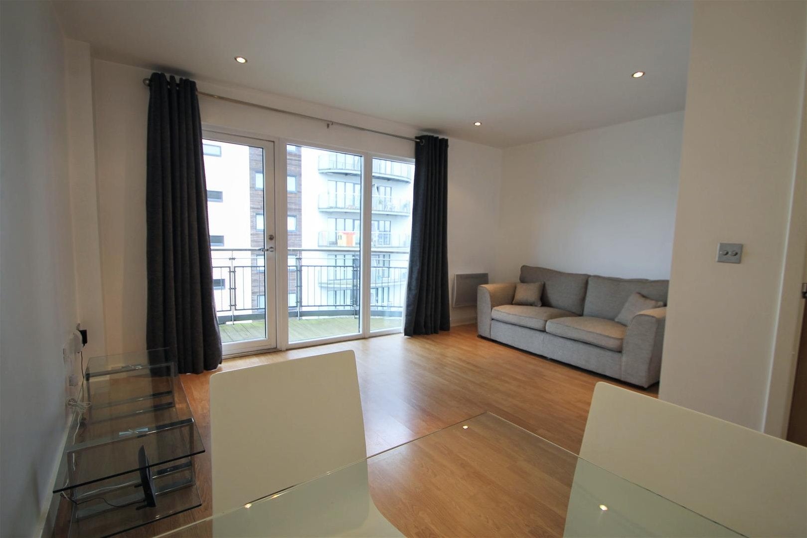 Flat Watkiss Way in Cardiff