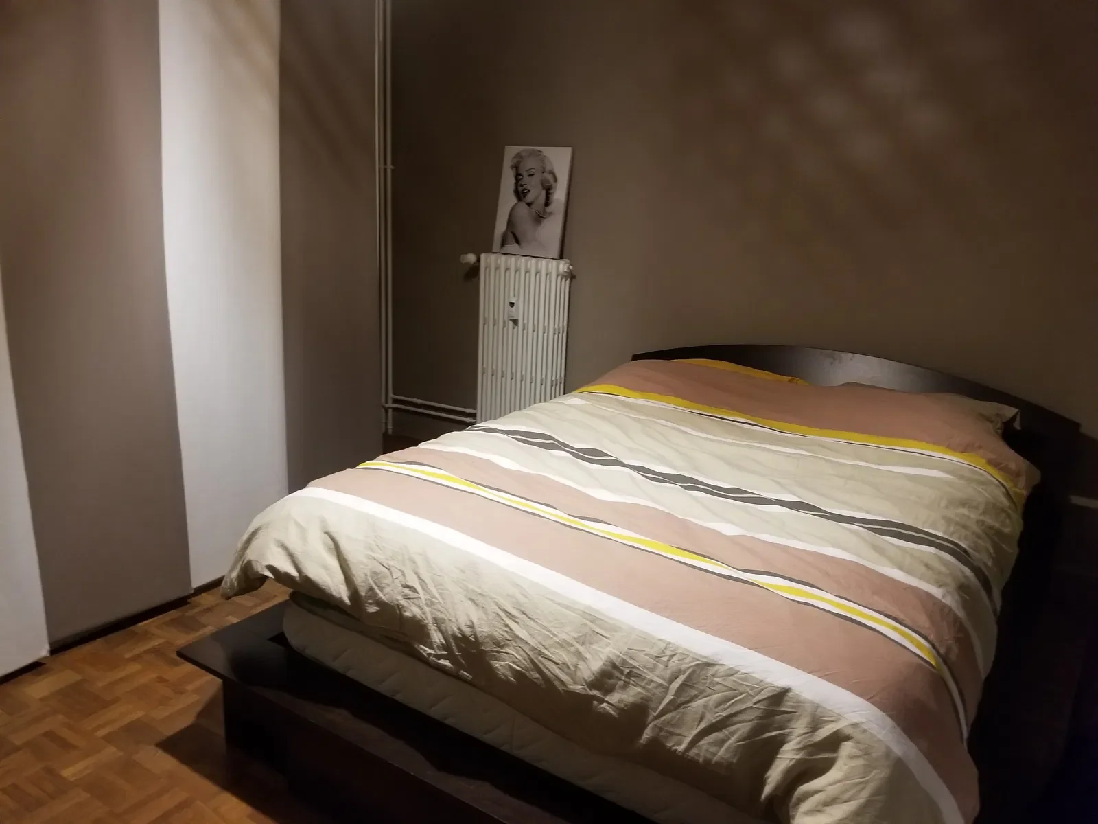 Chambre Rue Charles de Vergennes à Dijon