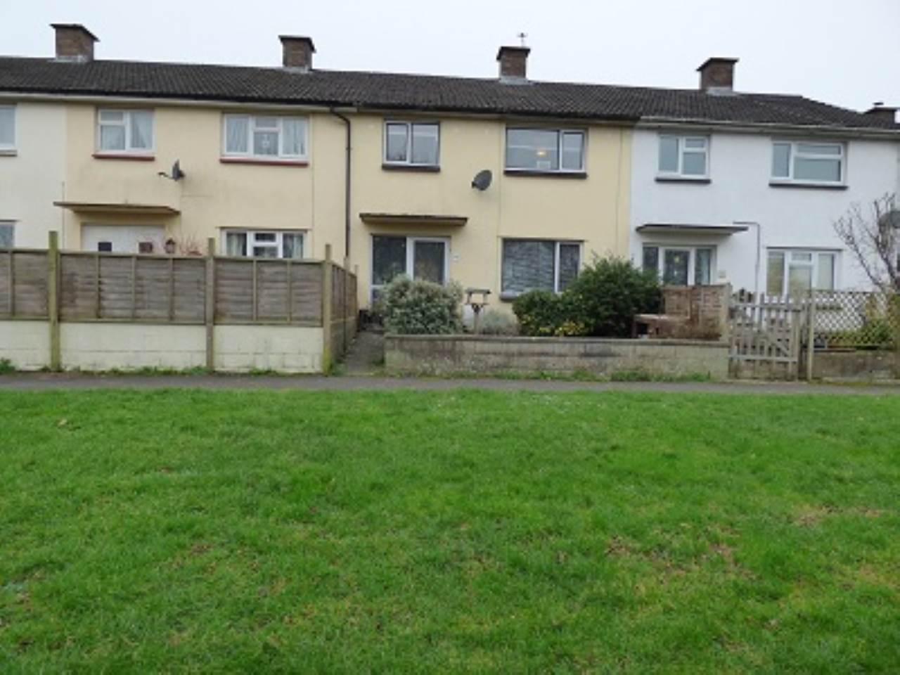House Feltham Drive in Frome