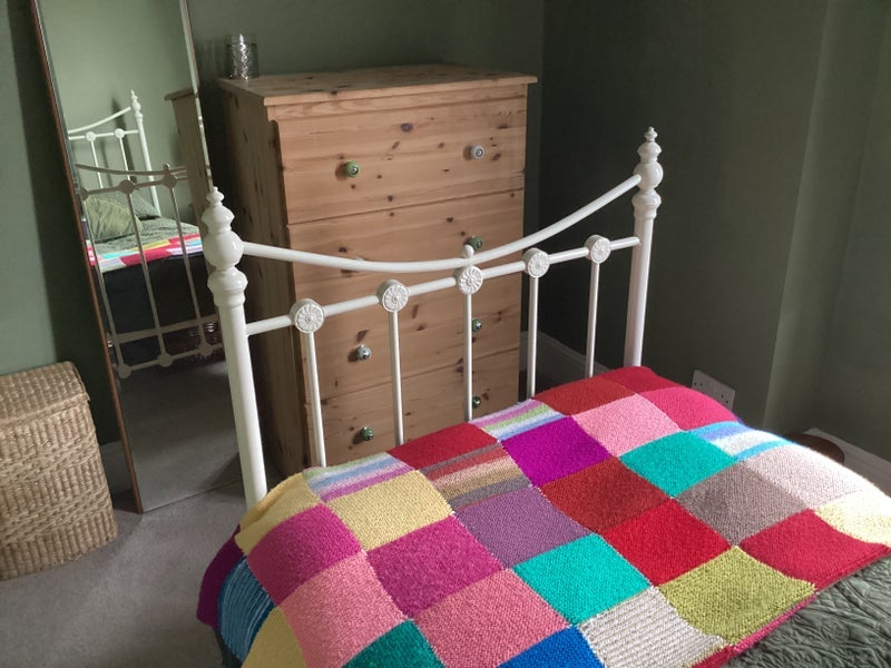 Room Amberey Road in Weston-super-Mare
