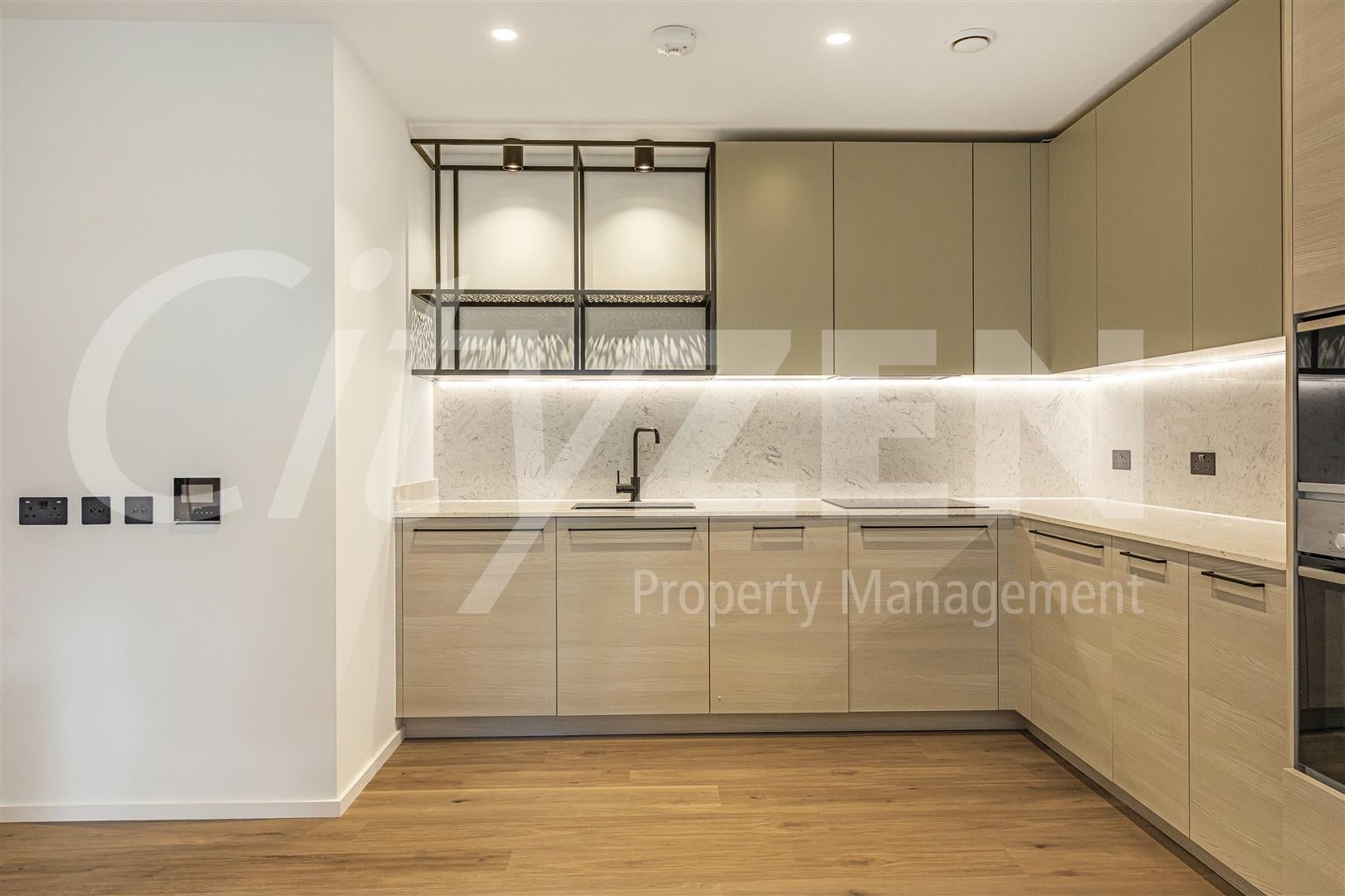 Flat Hemlock Street in Greater London