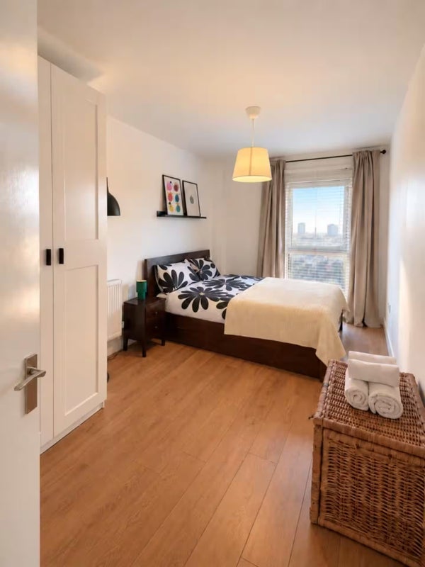 Room Katherine Close in Greater London