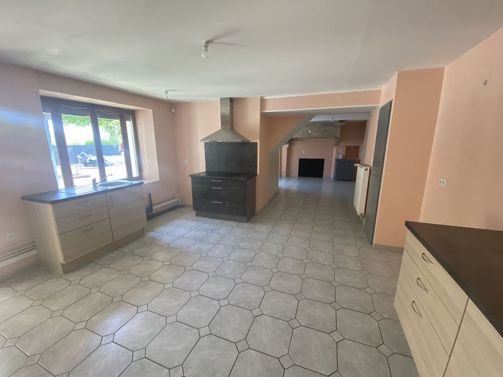 Flat Rue Gustave Courtois in Pusey