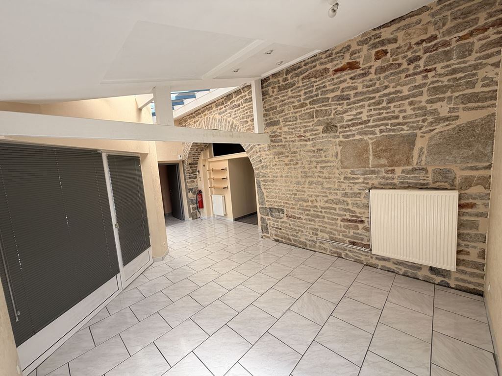 Appartement Rue Gustave Courtois à Pusey