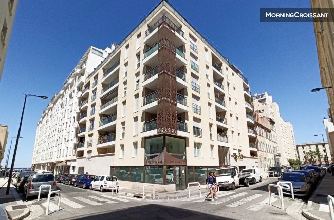 Flat Rue Charras in Marseille