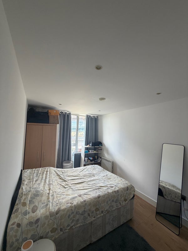 Room Drayton Park in Greater London