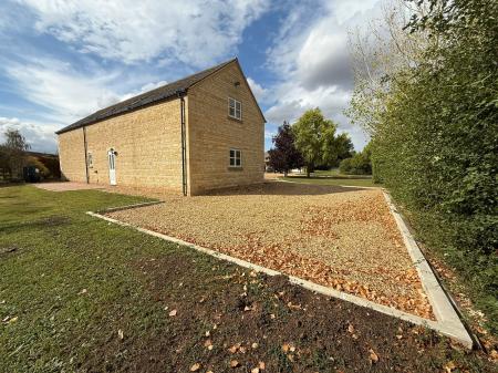 Flat Stamford Road in South Kesteven