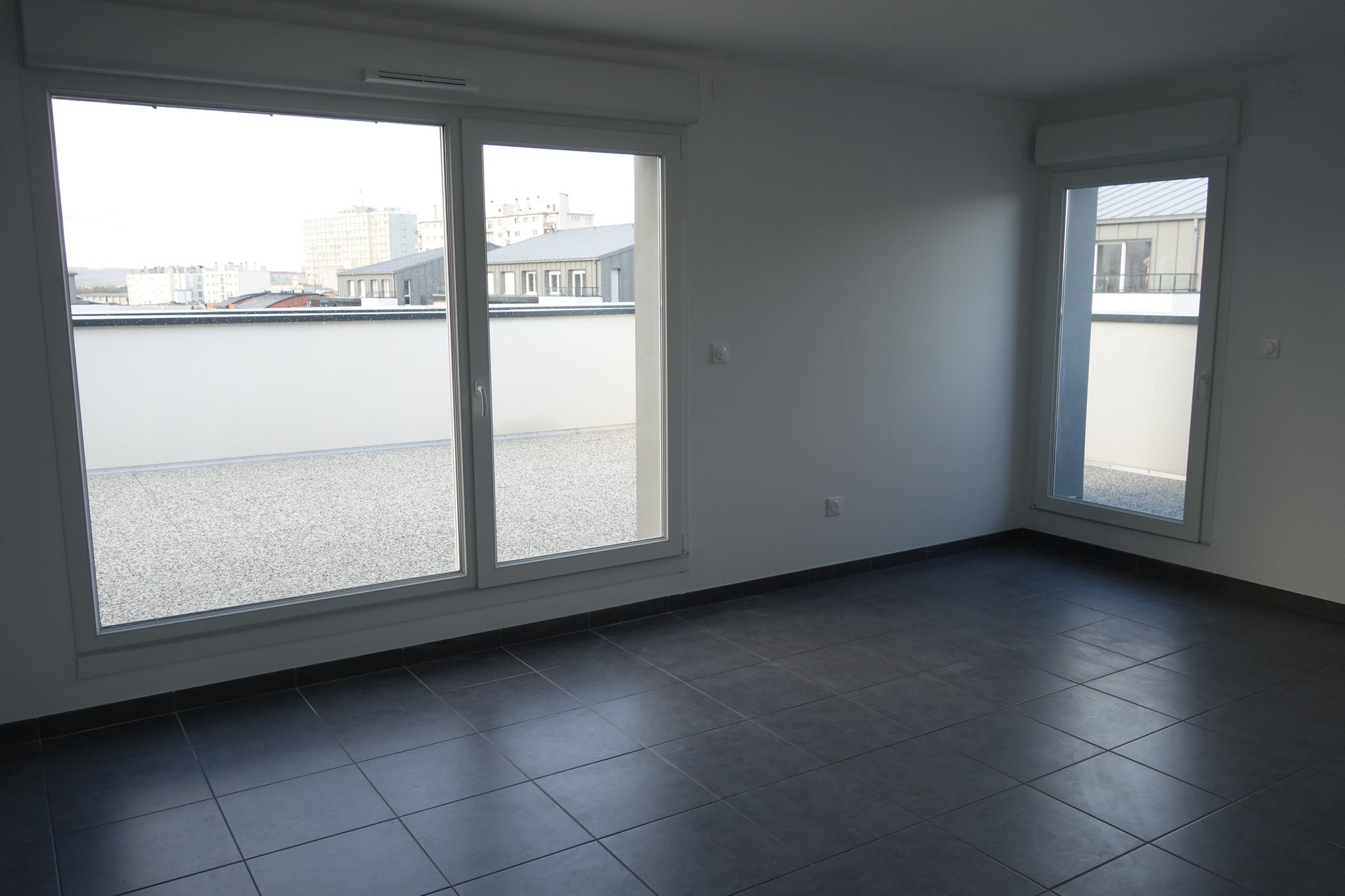 Flat Rue Ernest Renan in Reims