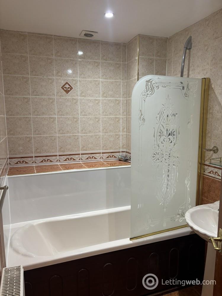 Flat Howburn Place in Aberdeen City