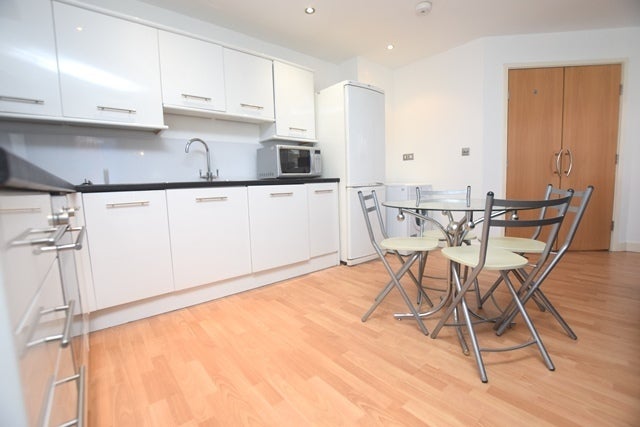 Flat Fitzwilliam Street in Sheffield