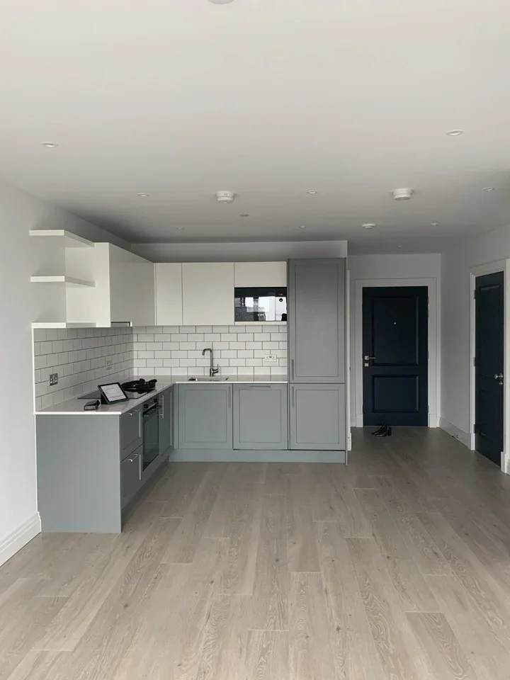 Flat Filmworks Walk in Greater London