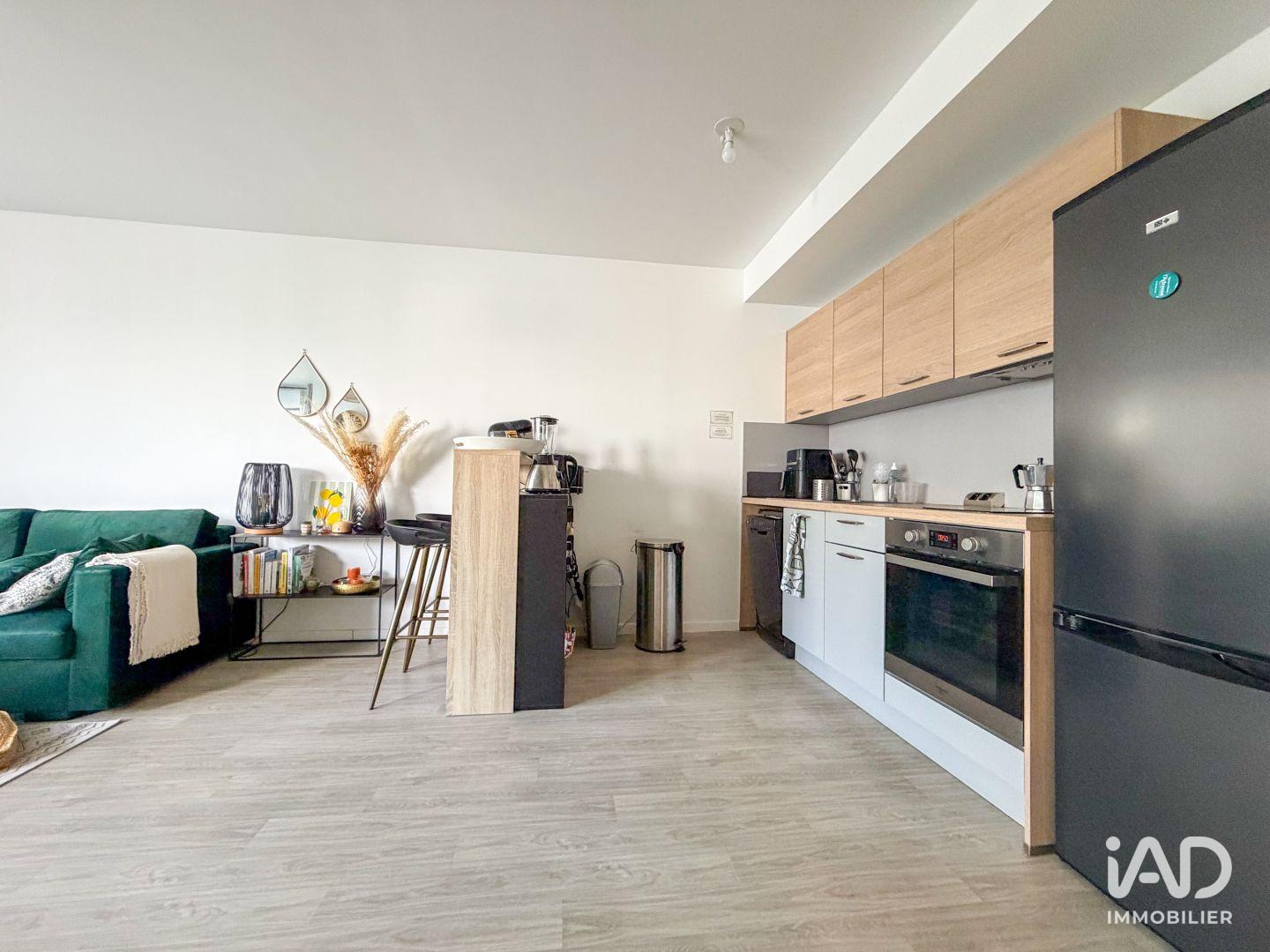 Flat Avenue Des Champs Lasniers in Les Ulis