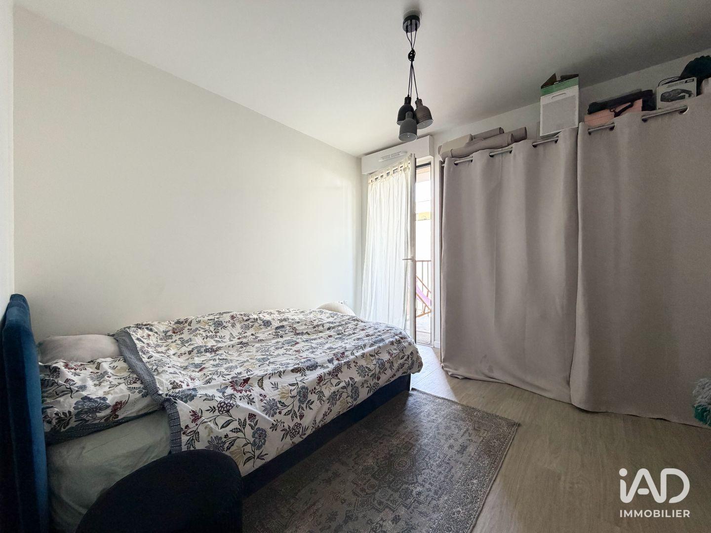 Flat Avenue Des Champs Lasniers in Les Ulis