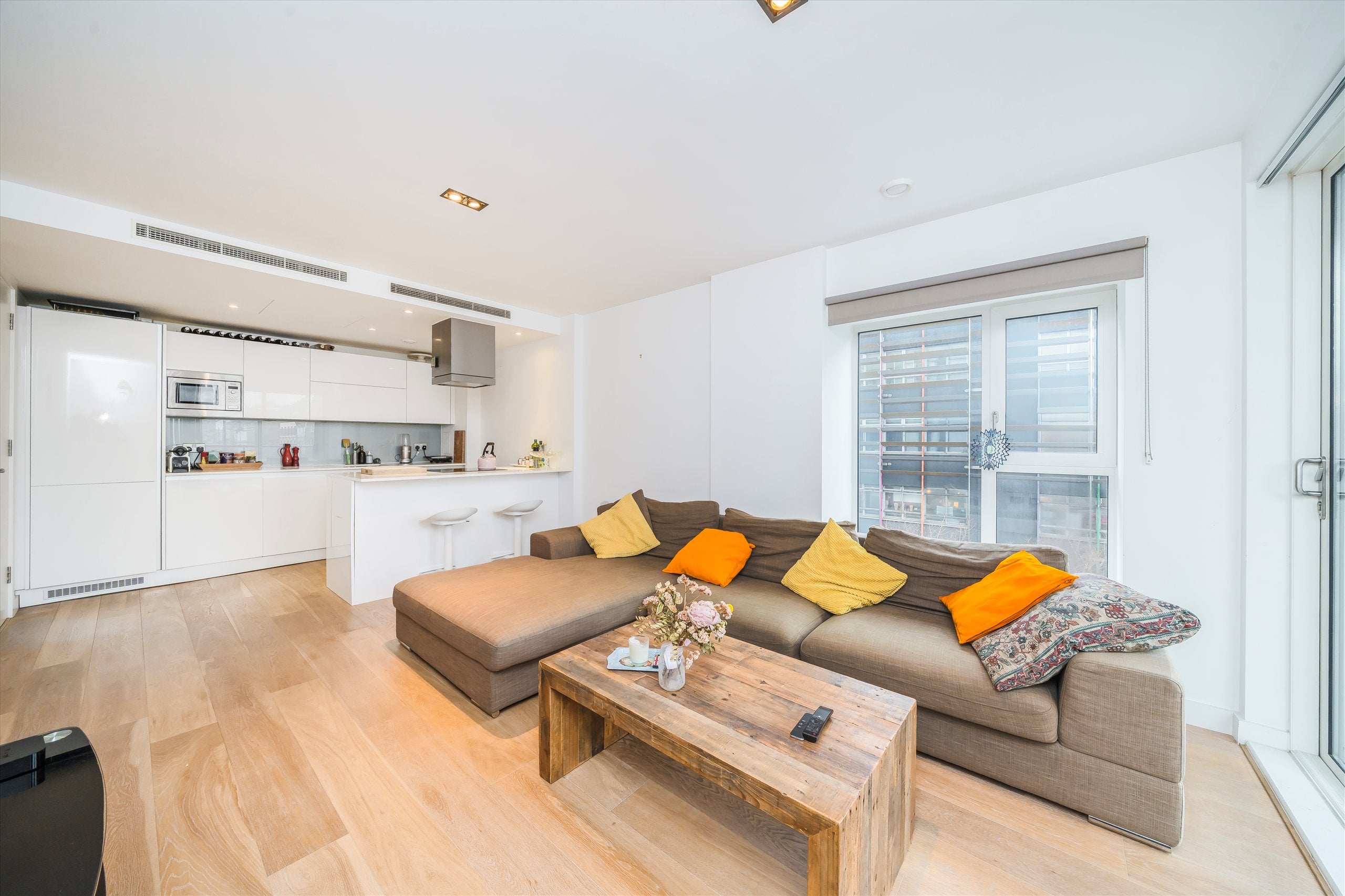 Flat Bethnal Green Road in Greater London