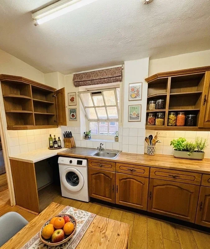 Room Penfold Street in City of Westminster