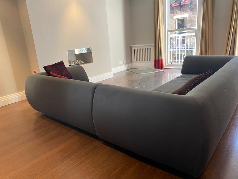 Room Coral Row in Greater London