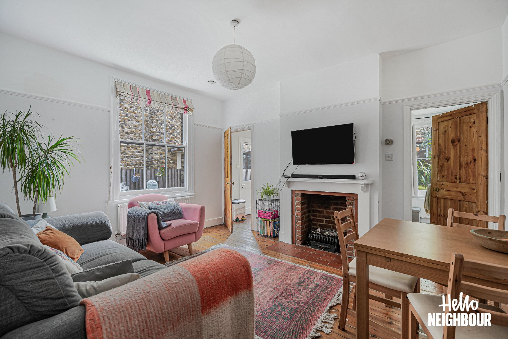 Flat Netherfield Road in Greater London