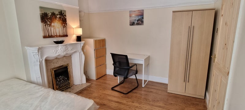 Room Grittleton Road in Bristol
