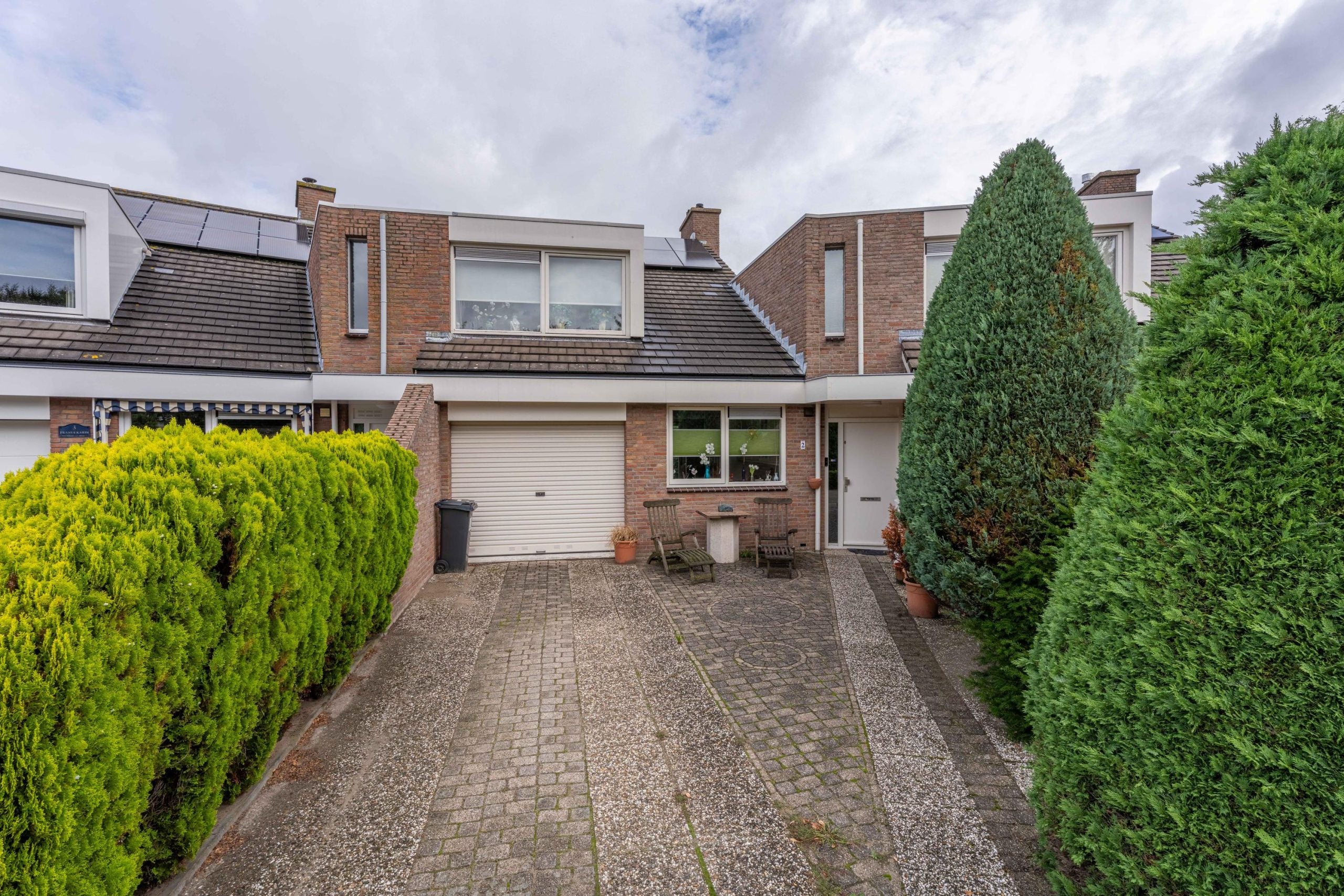 Huis Van den Endeplein 2 in Hillegom