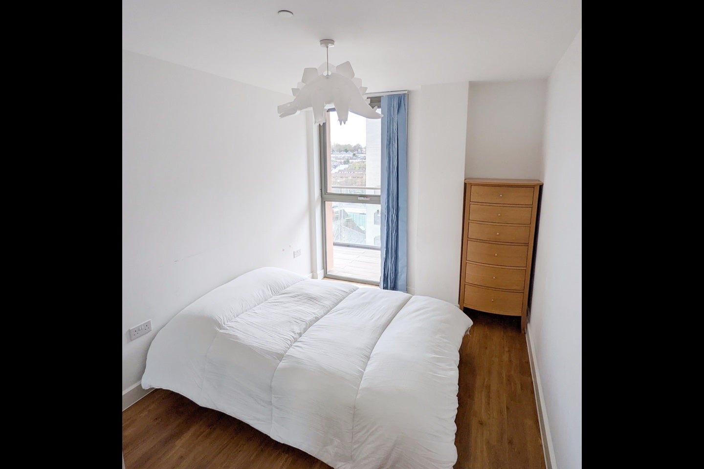 Flat Cornmill Lane in Greater London