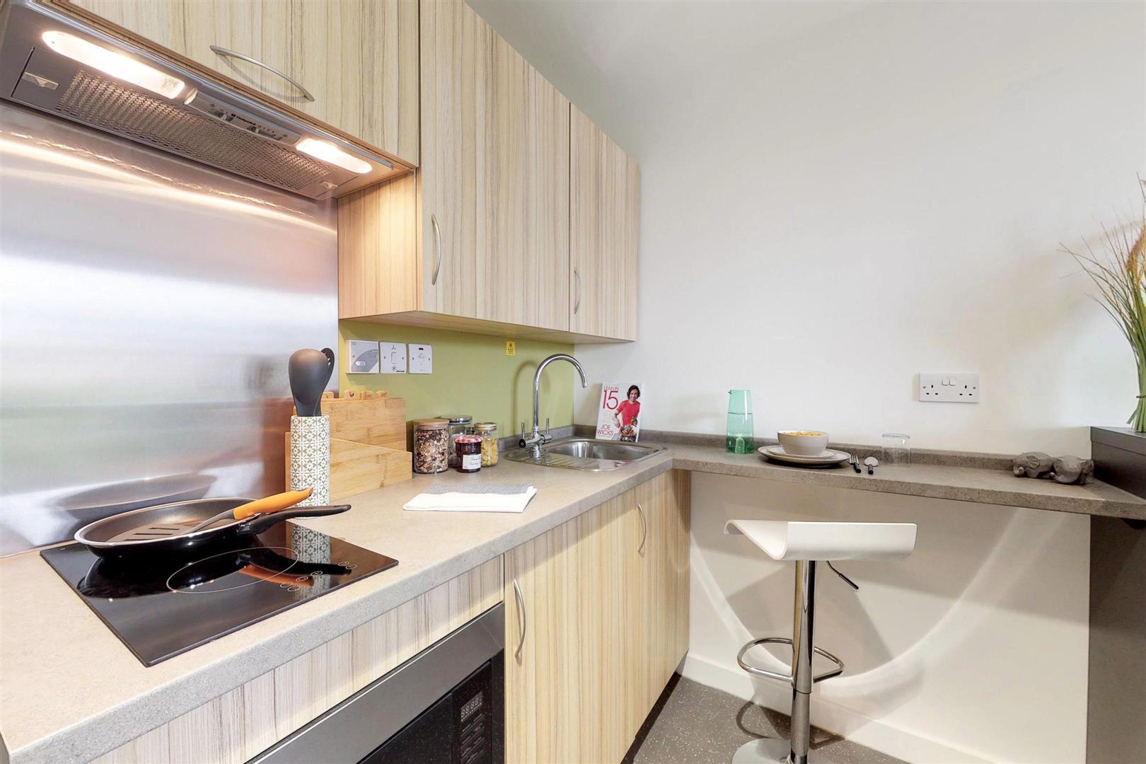 Room St James Road in Glasgow