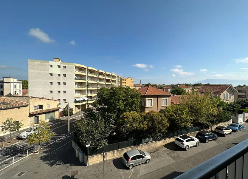 Flat Rue du Docteur Poujade in Carpentras