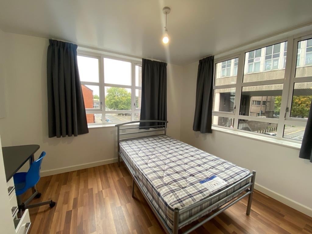 Flat Erskine Street in Leicester